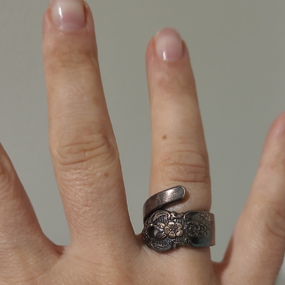 Silver Rings - Picture 4 of 7
